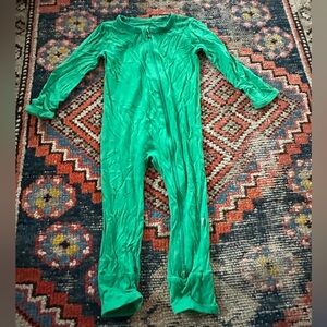 Kyte green zippered romper, 12-18 months